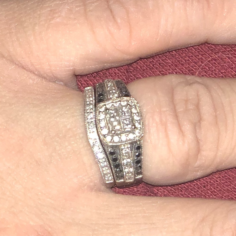 Wedding set from Kay’s